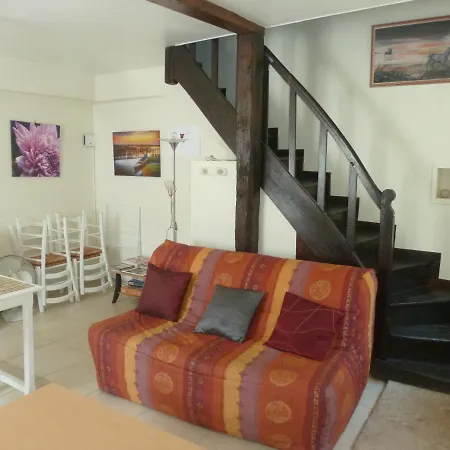 別荘 Au Chant Du Coq Voulême